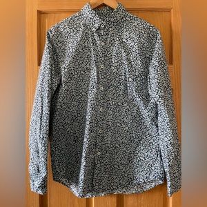 AMERICAN EAGLE floral button down long sleeve shirt M EUC